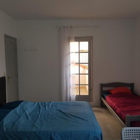 studio pour 3 personnes au calme dans villa Nice Extérieur photo